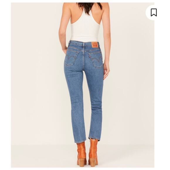 Levi's Women's Medium Wash Summer Love Wedgie Straight Jeans 25x28 - Picture 9 of 9